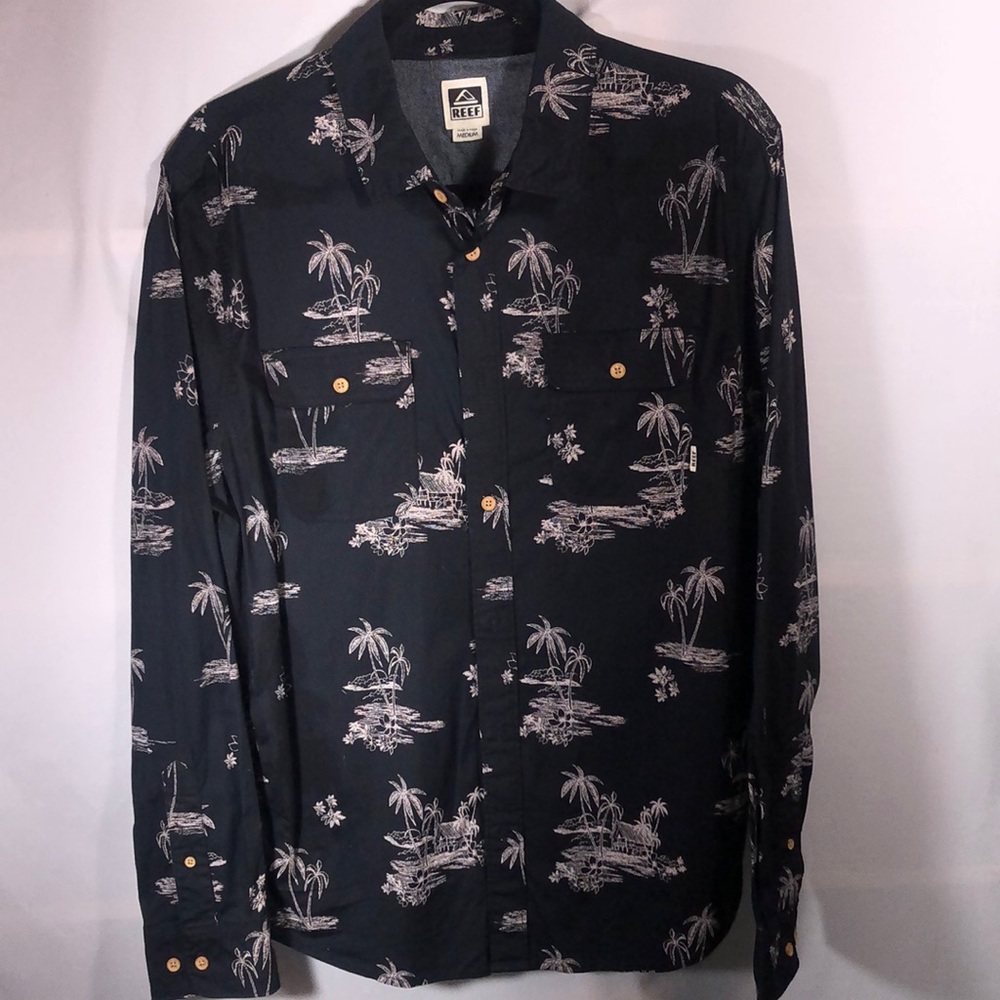 NWOT REEF Black Palm Tree Print Men's Button UpShirt Long Sleeves MED